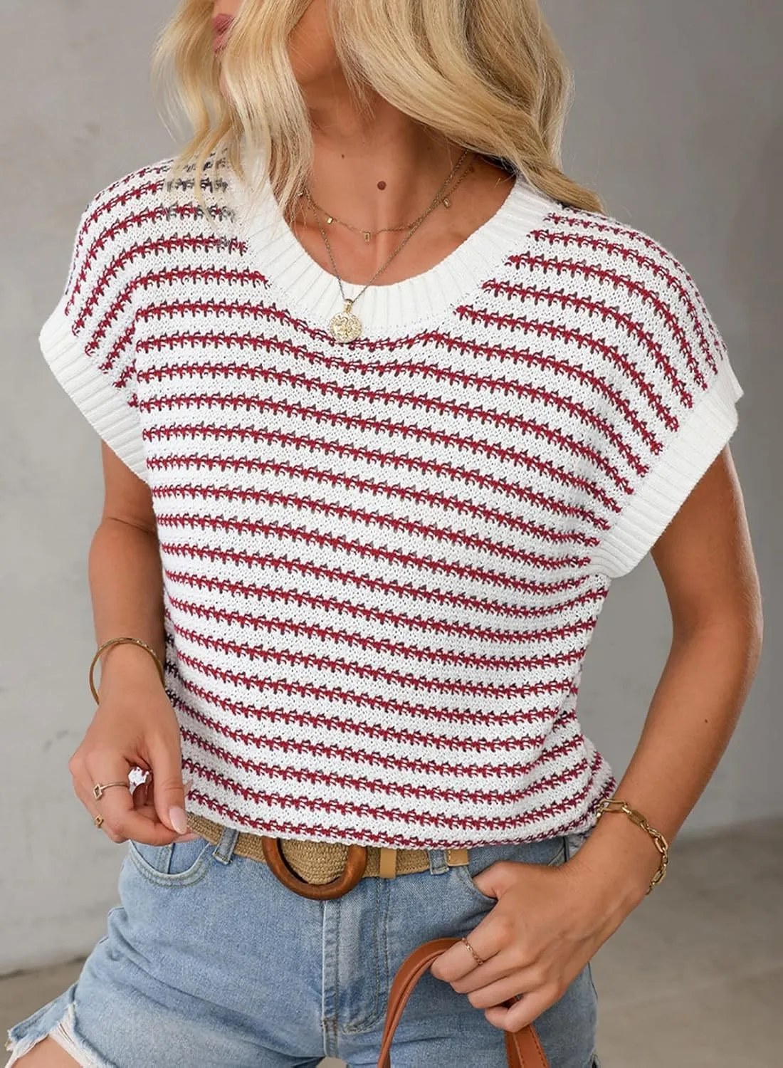 EVALESS Women's Sweater Vest Striped Pullover Tank Top Round Neck Cap Sleeve Lightweight 2025 Summer Casual Clothes