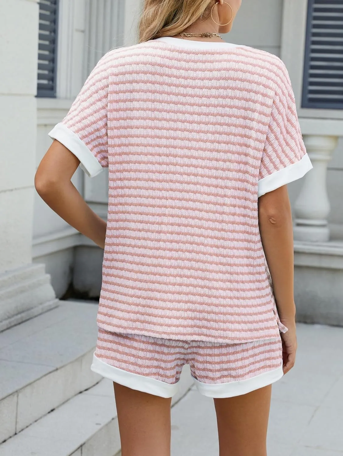 iChunhua Womens Striped Knit Sets 2 Piece Outfits 2025 Summer Crew Neck Short Sleeve Tops Shorts Lounge Sets with Pockets