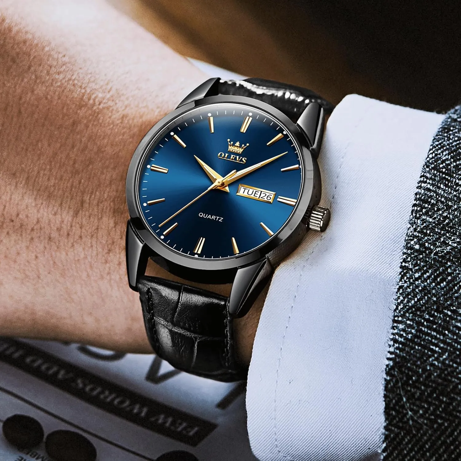 Men's Casual Leather Watch, Easy to Read Three-Hand Analog Stainless Steel Watches for Men, Minimalist Day Date Waterproof Luminous Mens Quartz Wristwatch