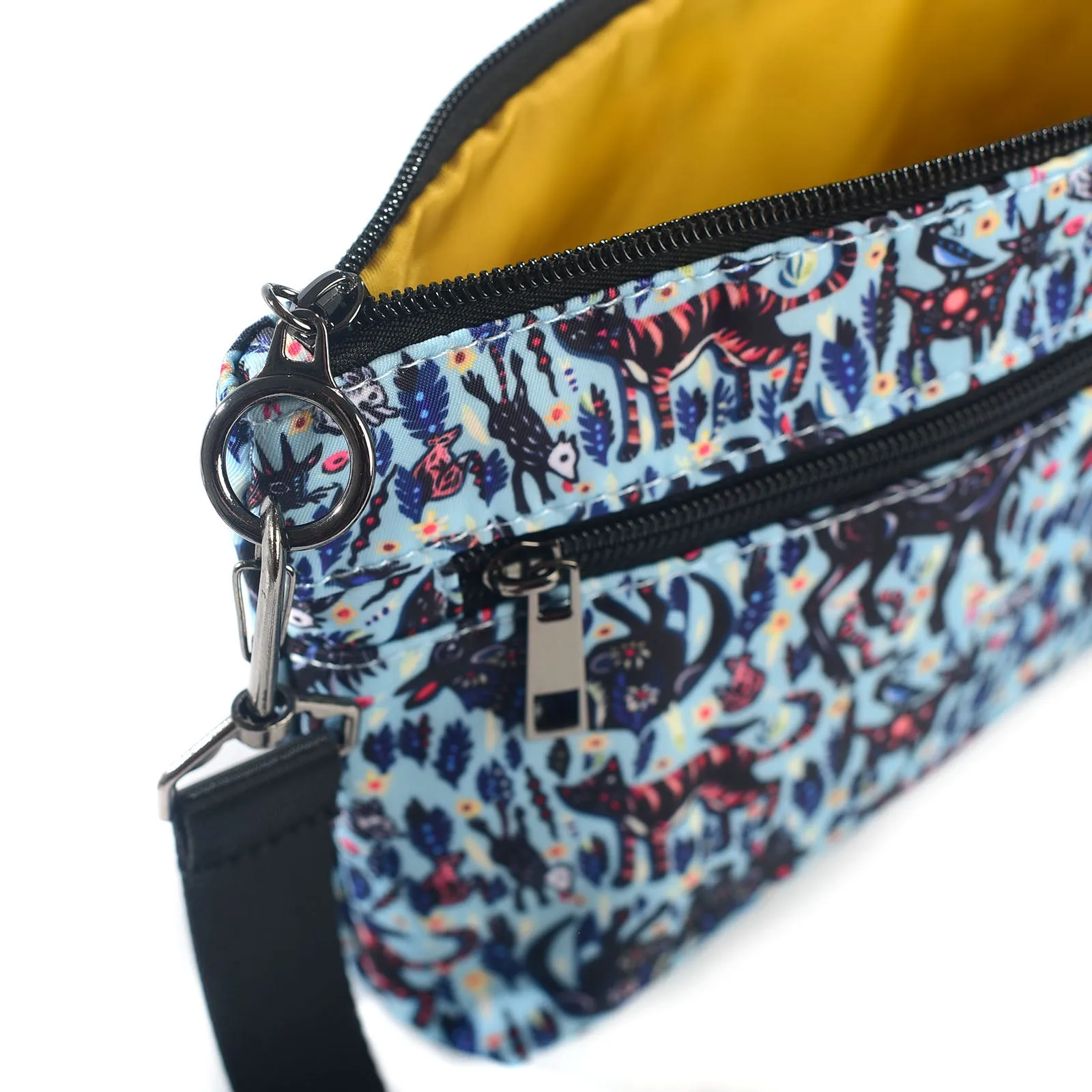 Yard Party Organizer/Wristlet